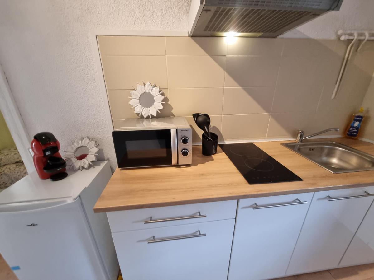 Vivre A Deux Pas Du Palais Apartment